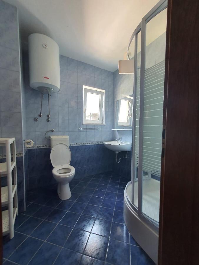 Apartments Villa Ohana Kastela Exterior photo