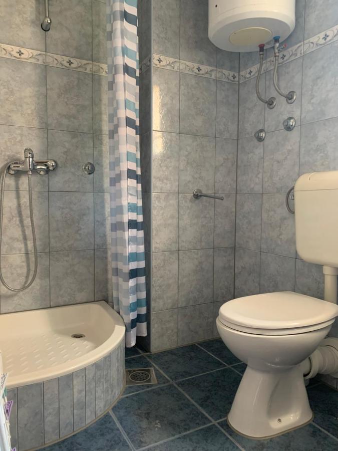 Apartments Villa Ohana Kastela Exterior photo