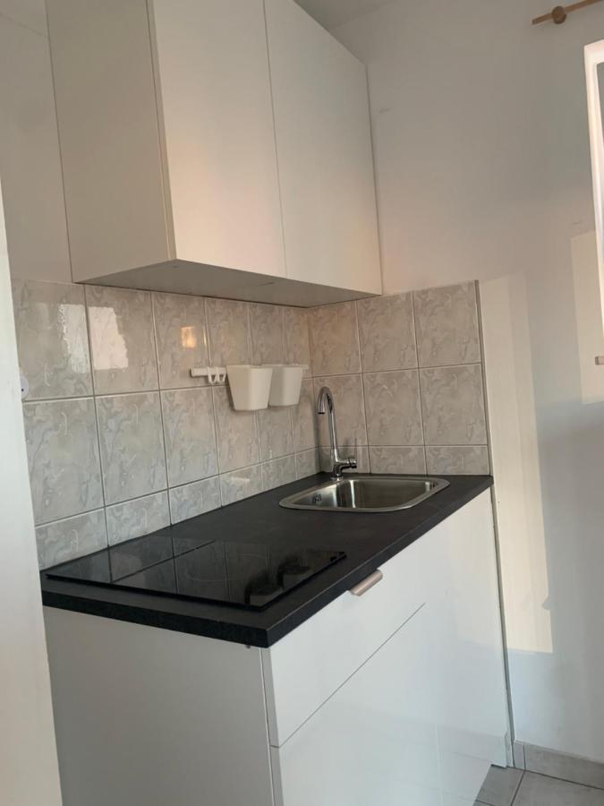 Apartments Villa Ohana Kastela Exterior photo