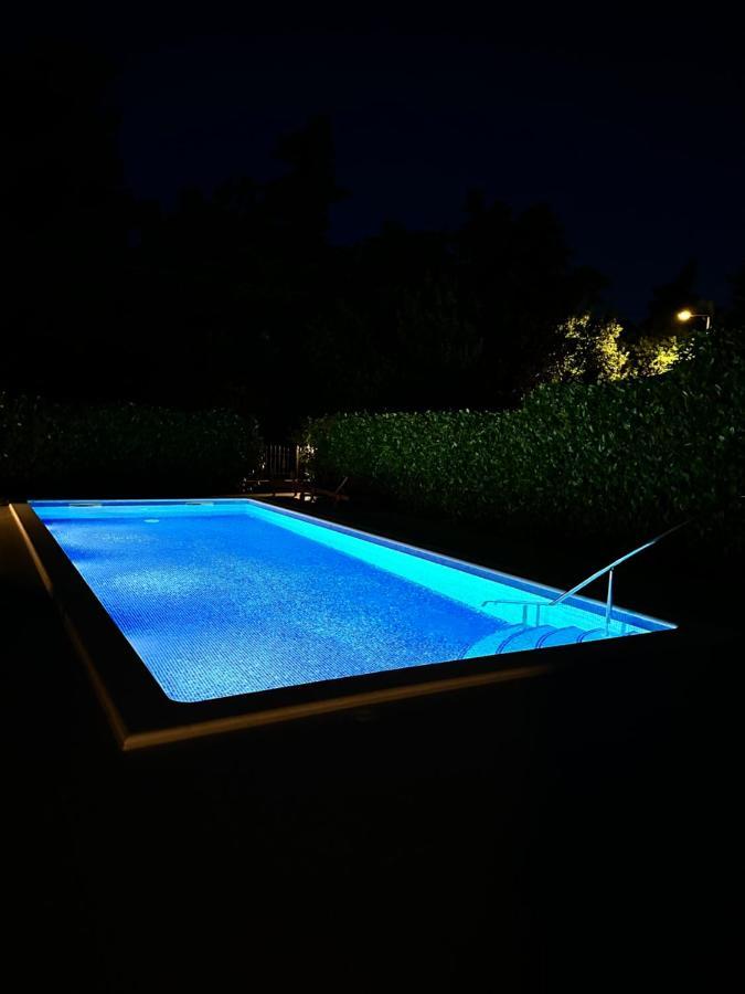 Apartments Villa Ohana Kastela Exterior photo